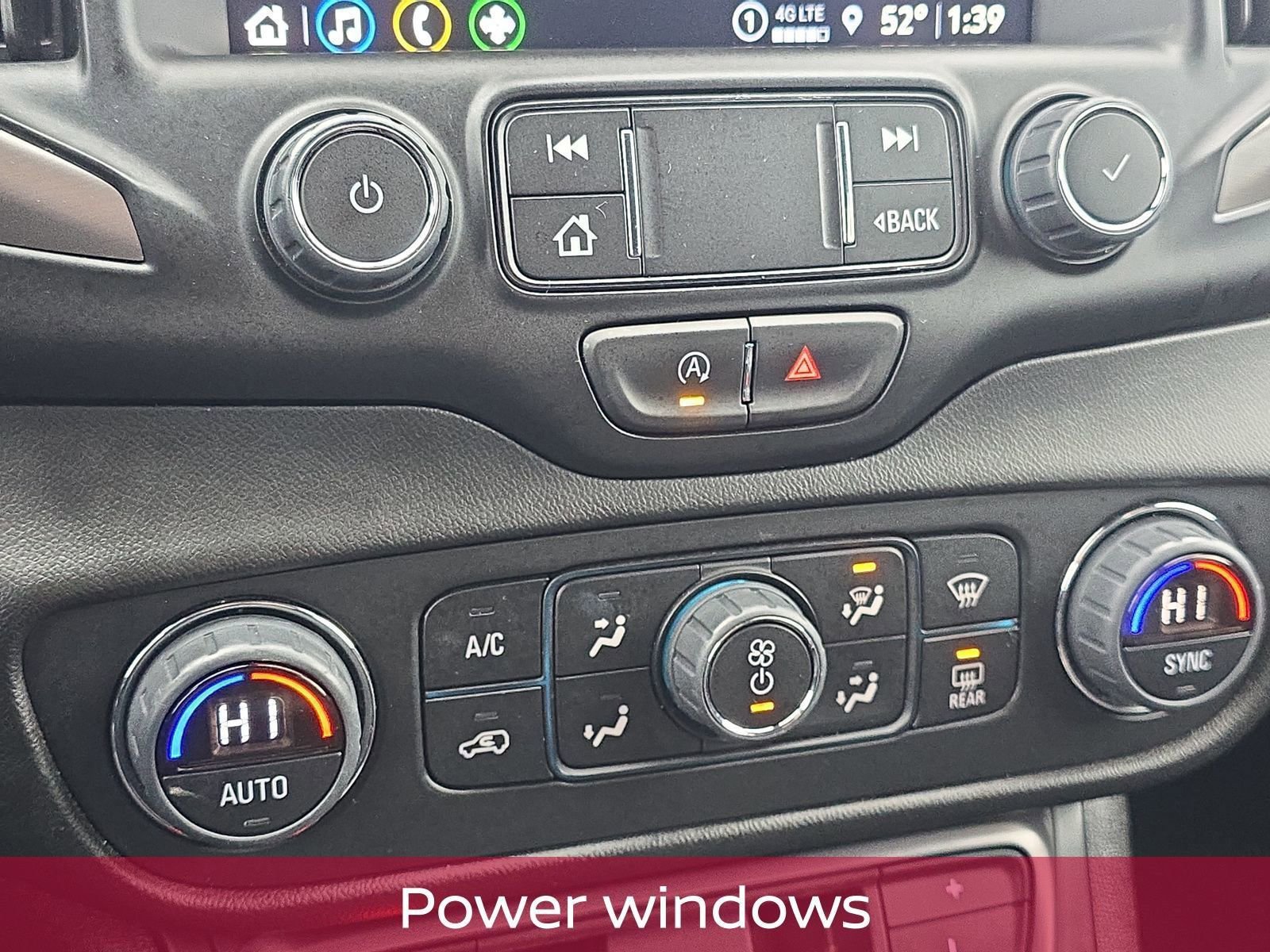 Used 2023 GMC Terrain AT4 image 33