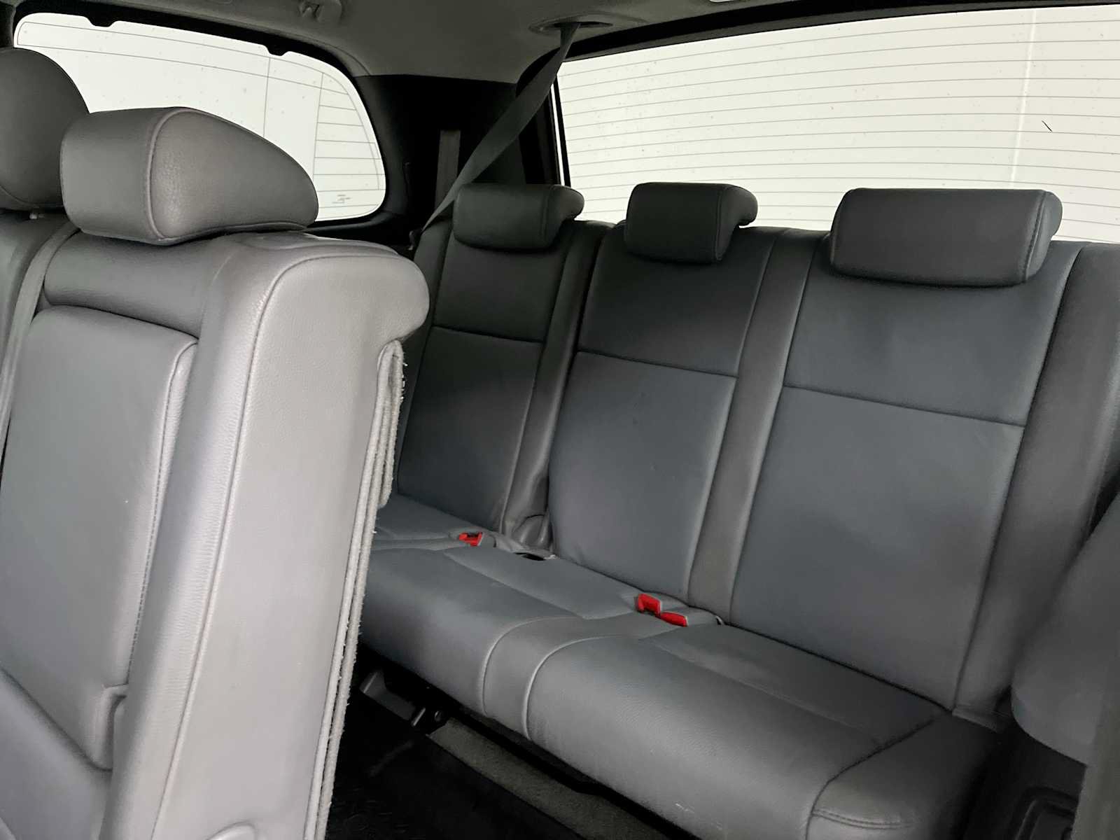 Used 2011 Toyota Sequoia Limited AWD/4WD image 32