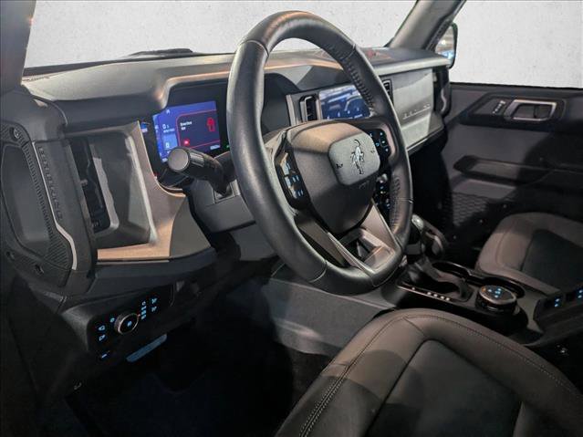 Used 2024 Ford Bronco Outer Banks image 13