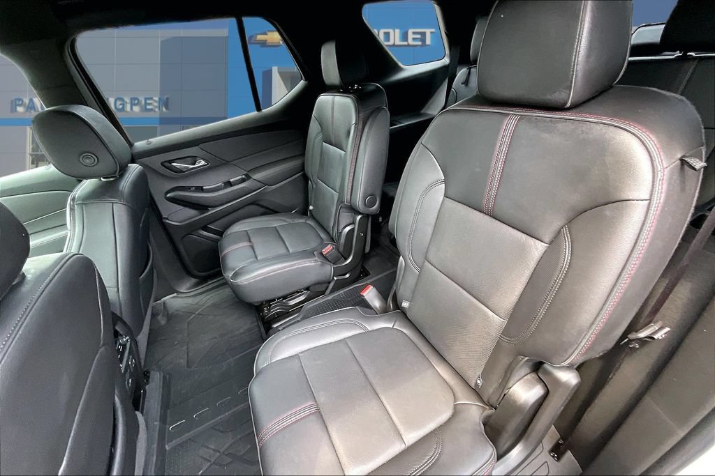 Used 2022 Chevrolet Traverse RS FWD image 22
