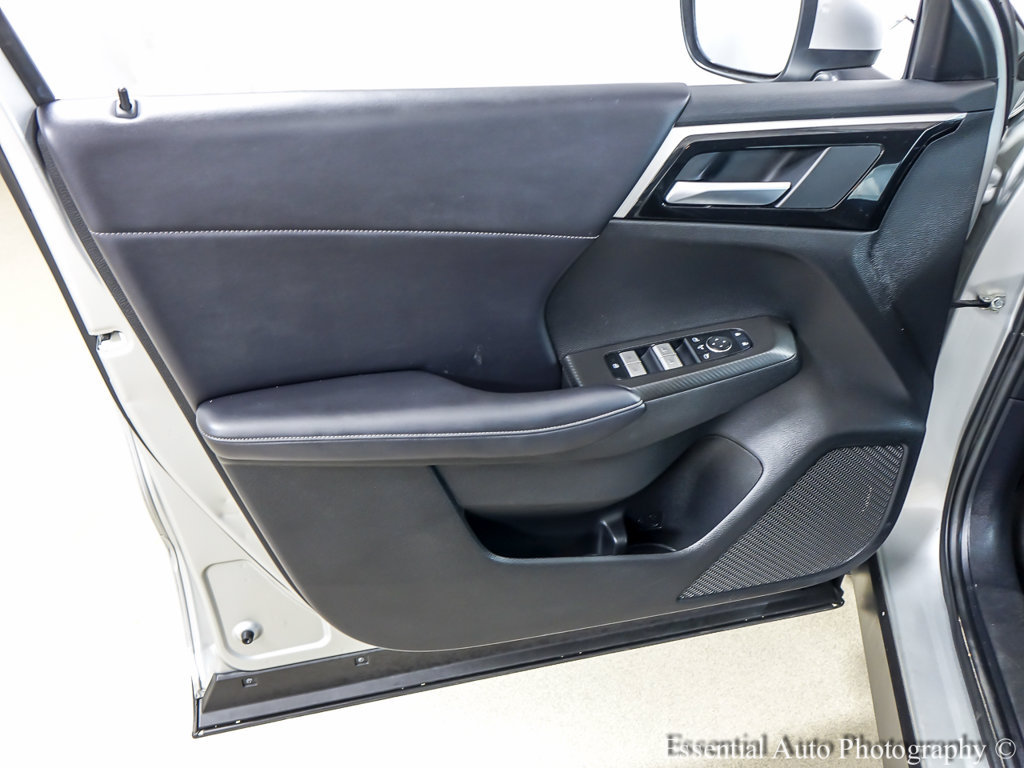 Used 2024 Mitsubishi Outlander SE AWD/4WD image 22