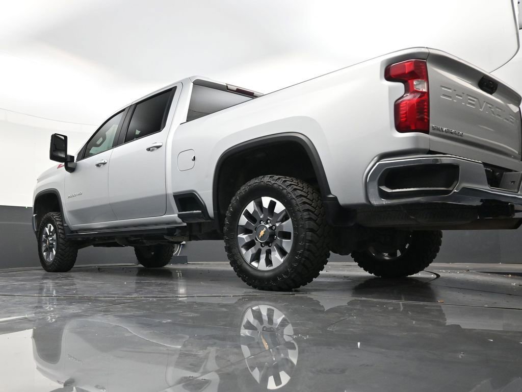 Used 2022 Chevrolet Silverado 2500 LT w/ Convenience Package AWD/4WD image 23