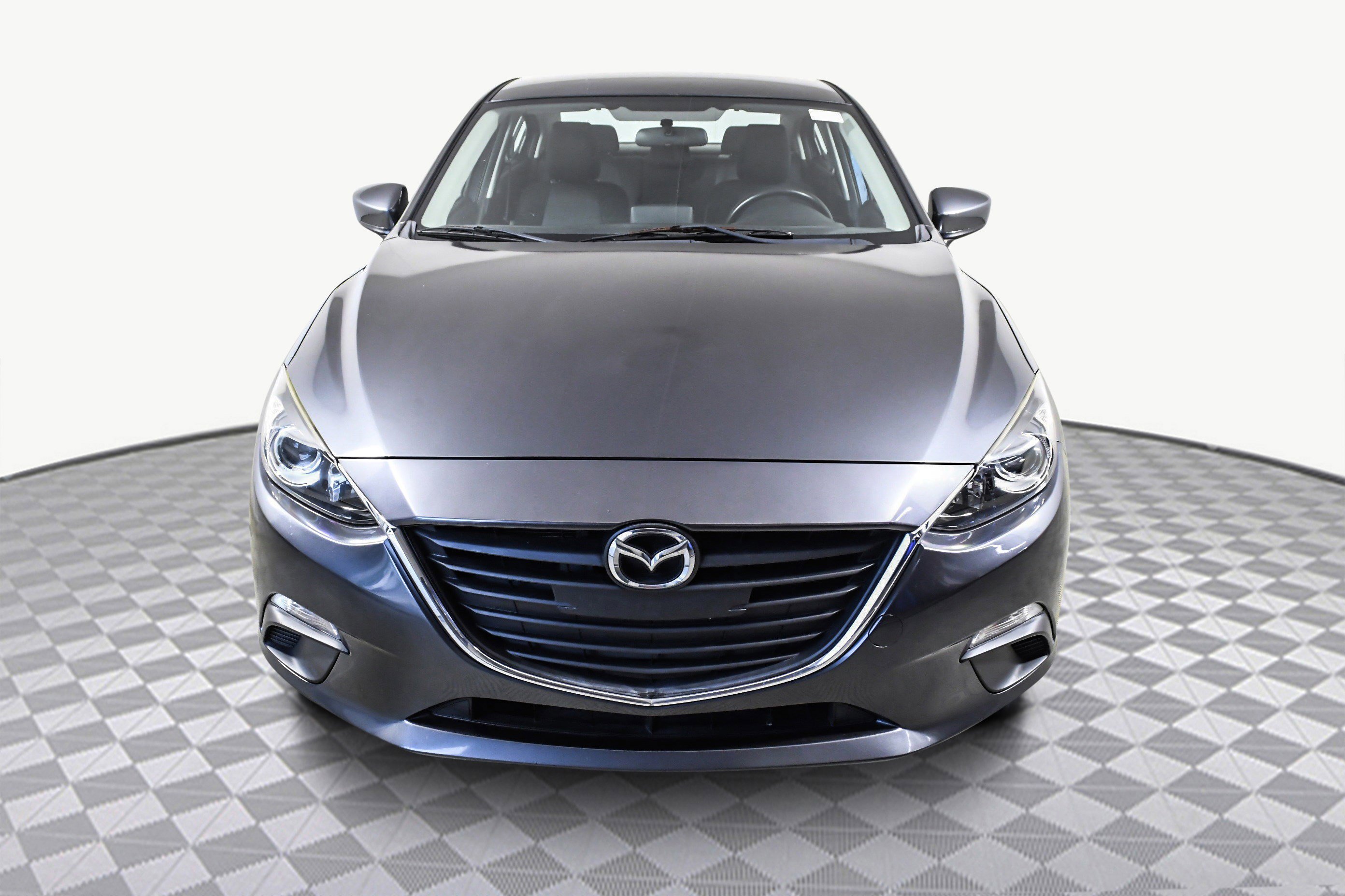 Used 2016 MAZDA MAZDA3 i Sport image 2