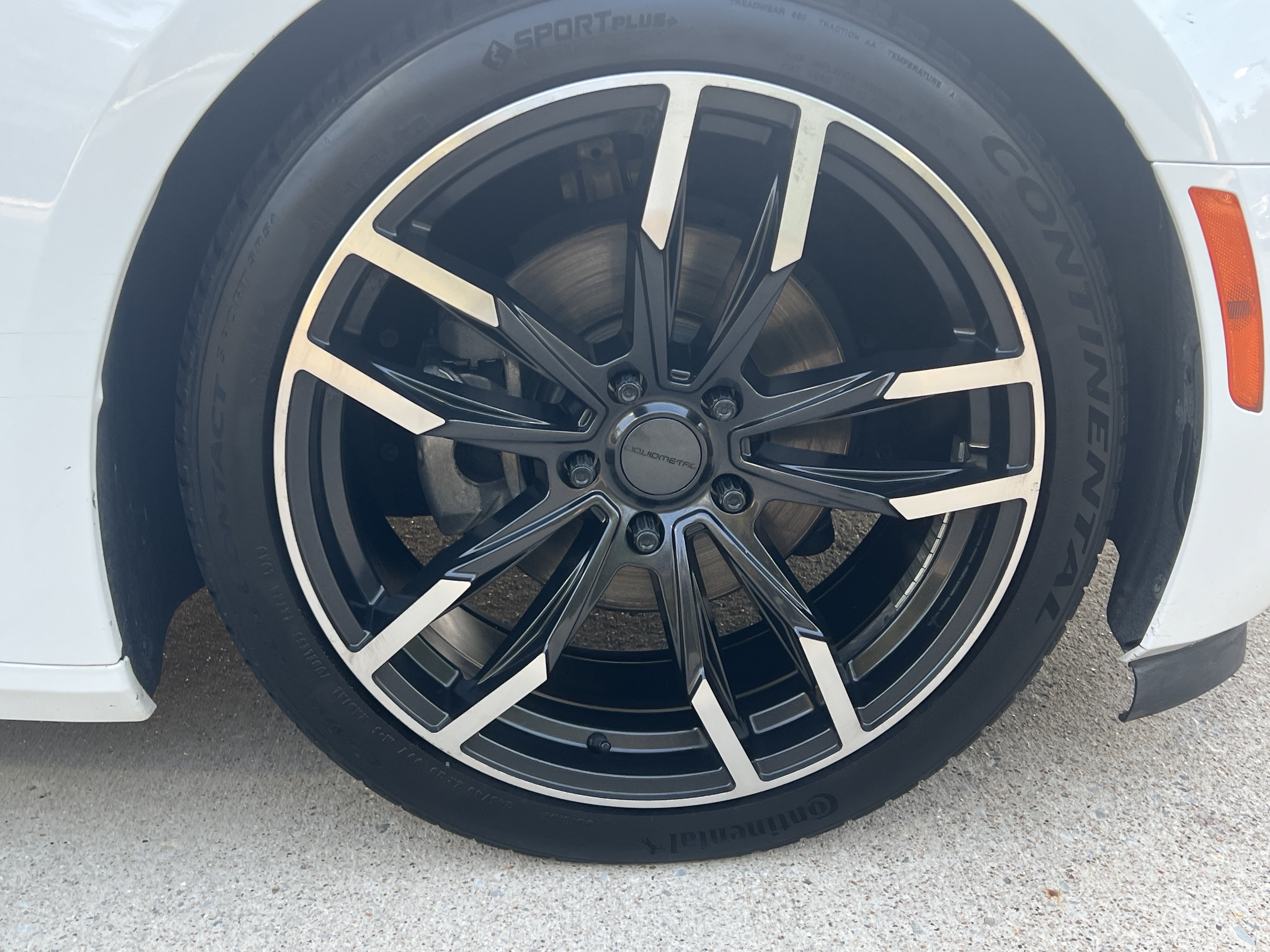 Used 2019 Chevrolet Camaro LT w/ RS Package RWD image 11