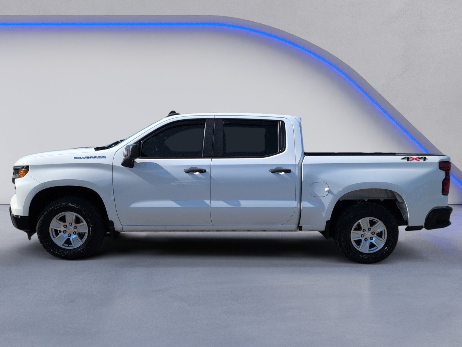 Used 2022 Chevrolet Silverado 1500 W/T w/ WT Value Package AWD/4WD image 11