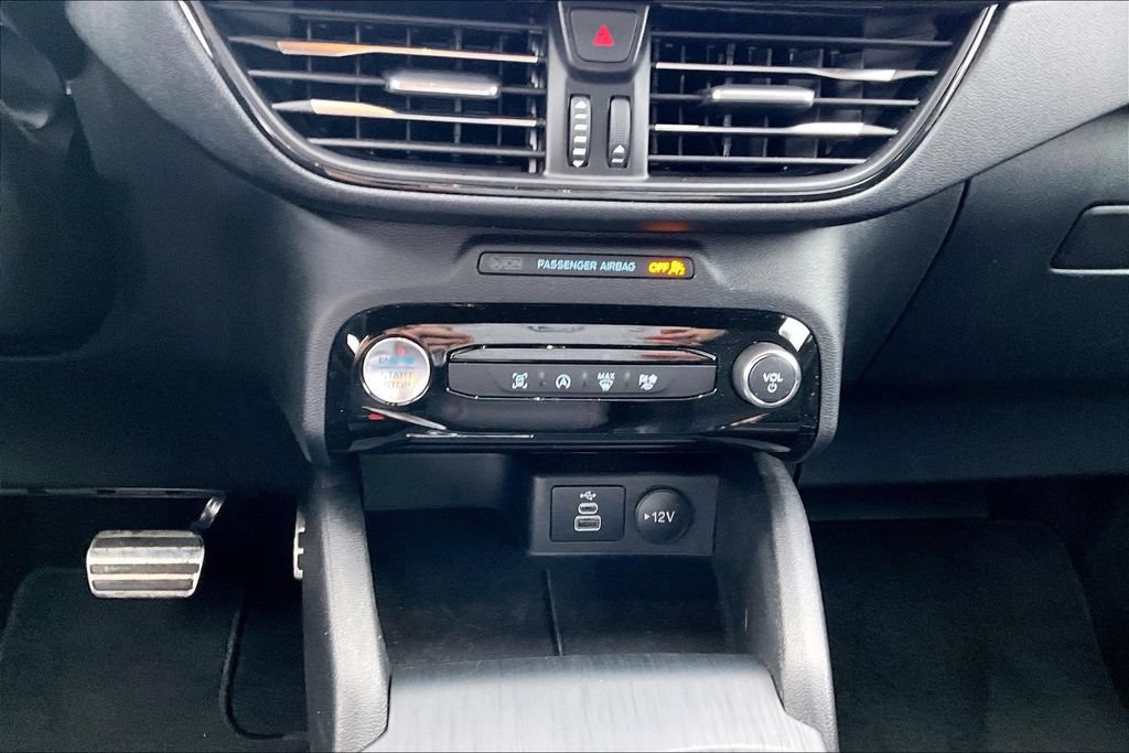 Used 2024 Ford Escape ST-Line w/ Tech Pack #1 AWD/4WD image 31