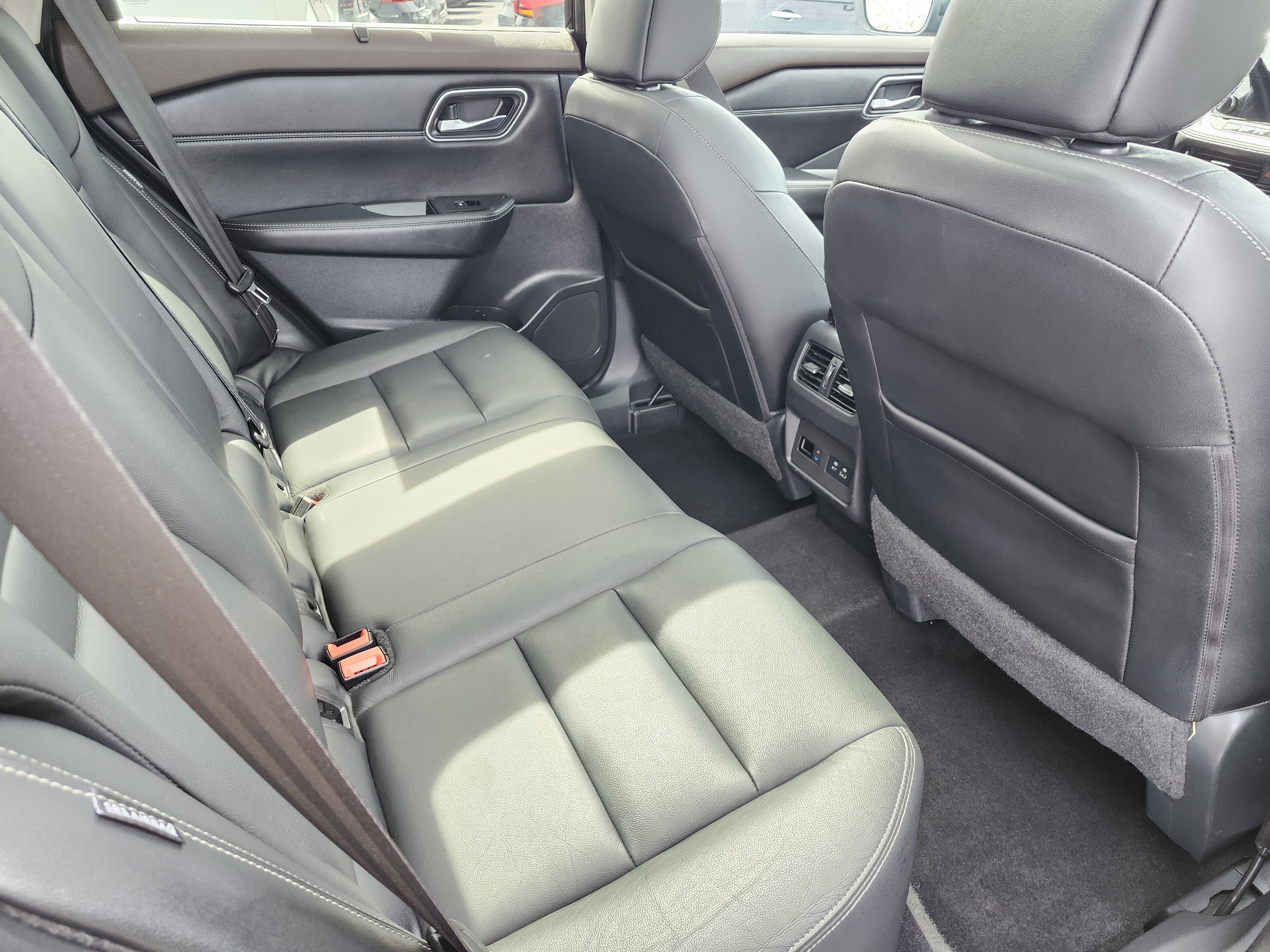 Used 2021 Nissan Rogue SL w/ Premium Package AWD/4WD image 25