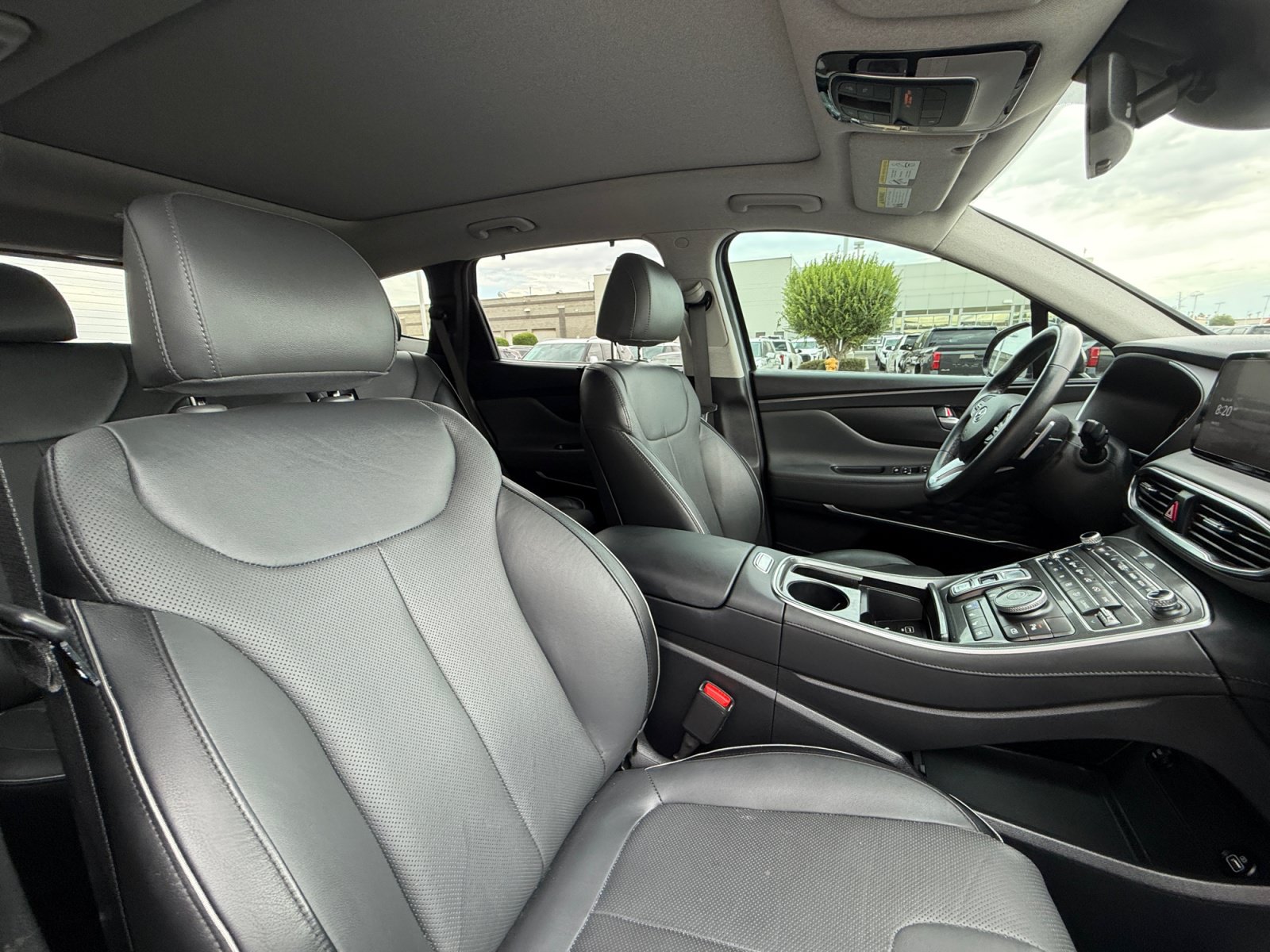 Used 2022 Hyundai Santa Fe Limited FWD image 19
