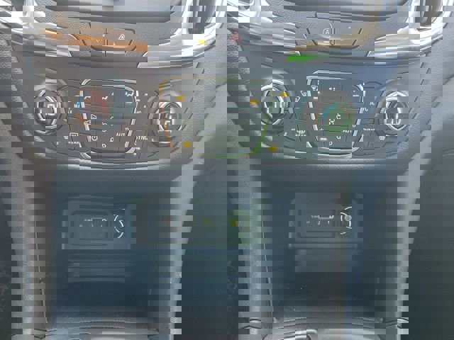 Used 2024 Chevrolet Equinox LT image 28