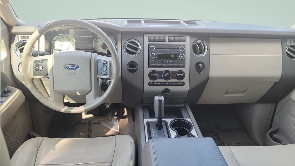 Used 2013 Ford Expedition XLT RWD image 11