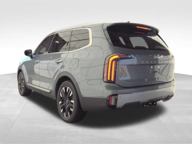Used 2024 Kia Telluride SX Prestige w/ Towing Package AWD/4WD image 4