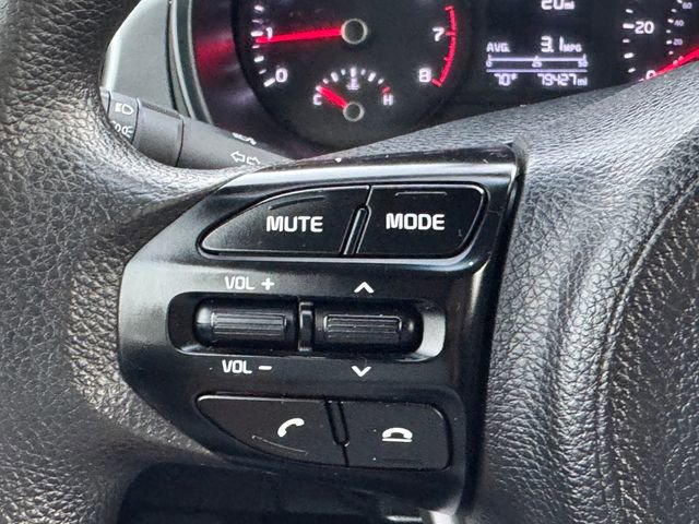 Used 2019 Kia Rio LX image 18