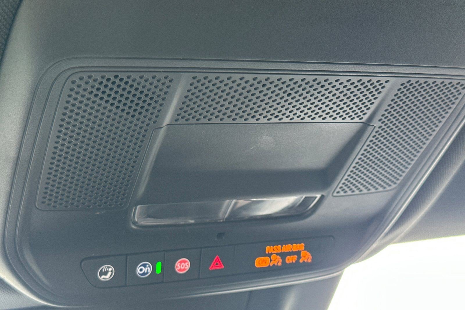 Certified 2024 Chevrolet Equinox EV RS image 22