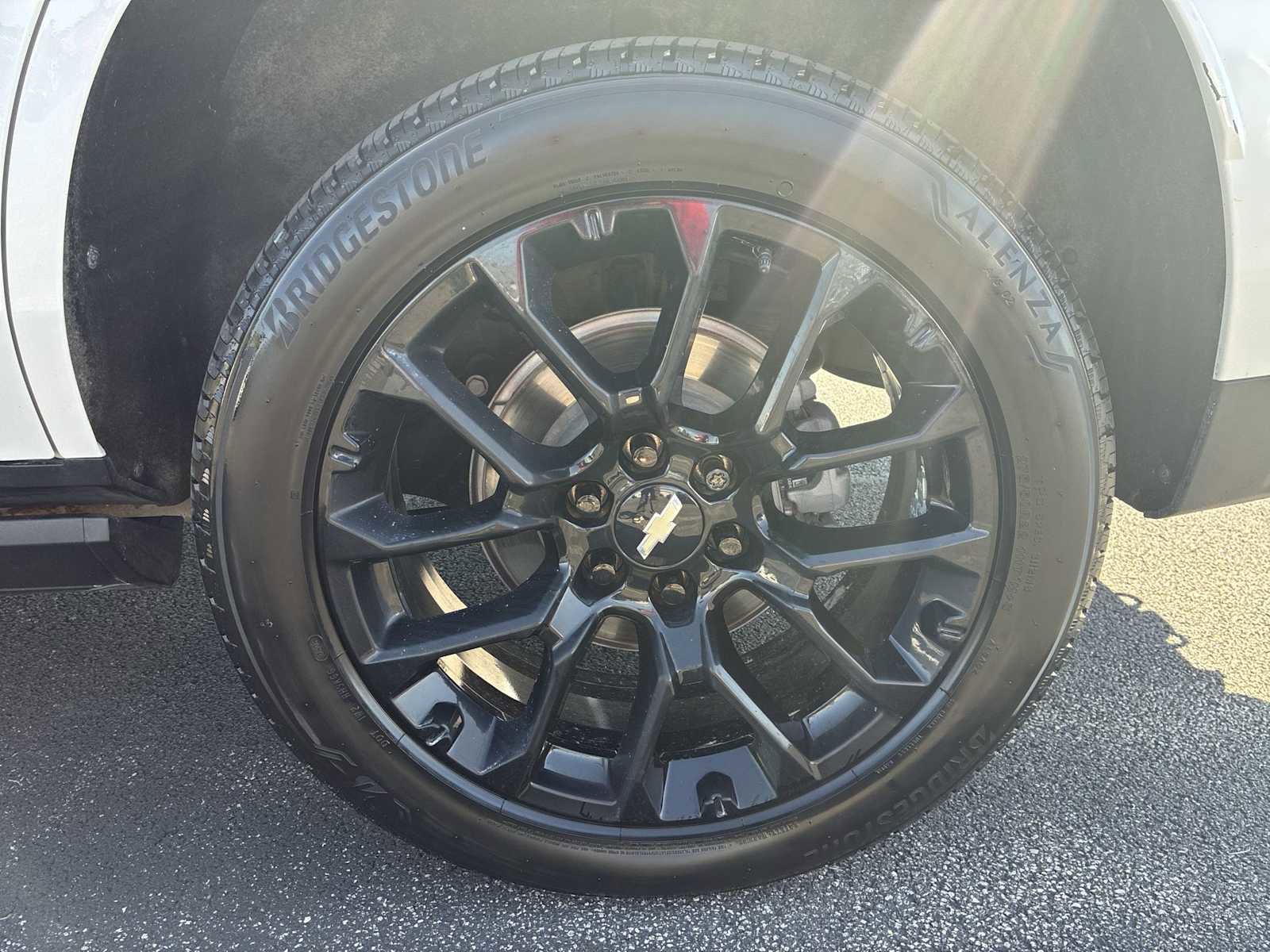 Used 2023 Chevrolet Tahoe High Country image 33