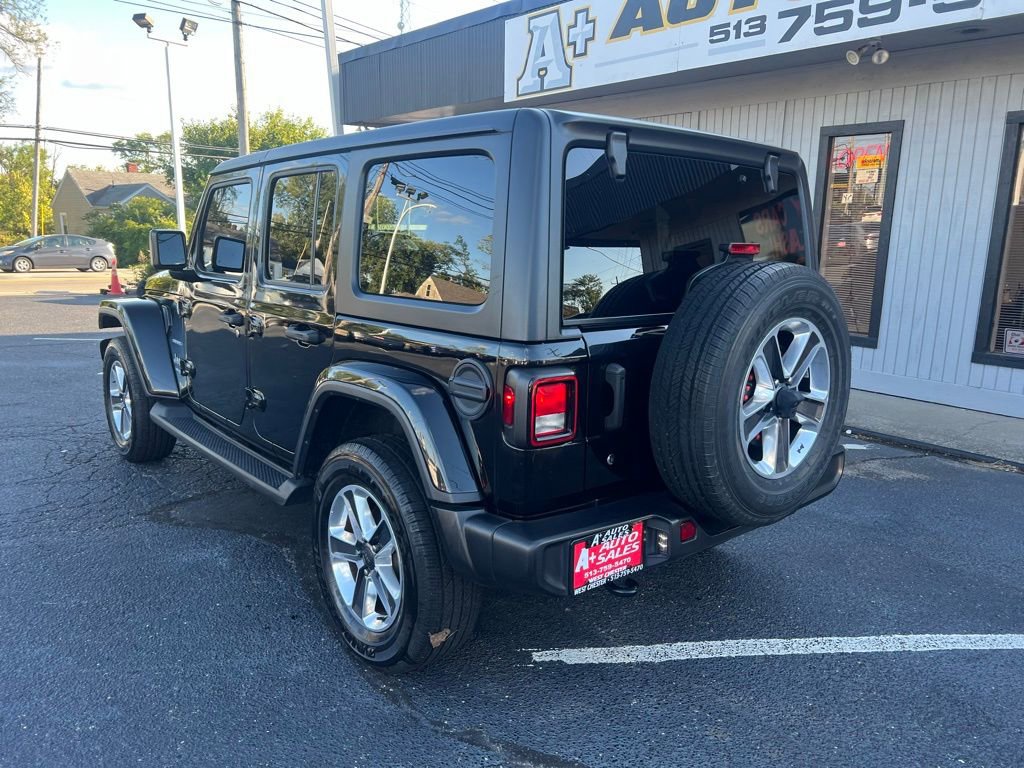 Used 2019 Jeep Wrangler Unlimited Sahara image 7