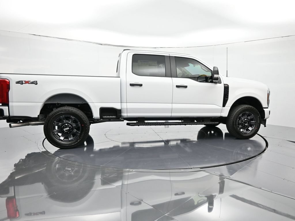 New 2026 Ford F350 XL w/ XL Chrome Package AWD/4WD image 3