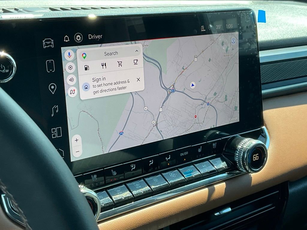 Used 2025 GMC Canyon AT4 w/ Nightfall Edition image 10