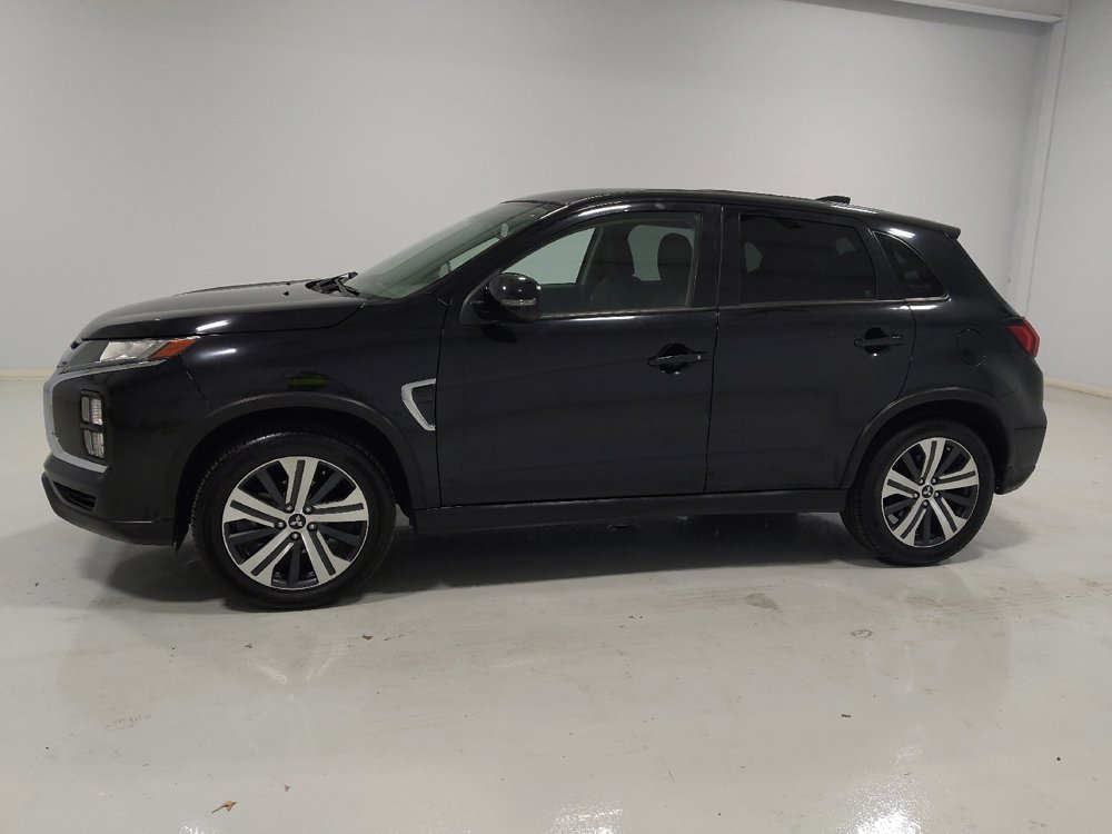 Used 2021 Mitsubishi Outlander Sport SE image 2