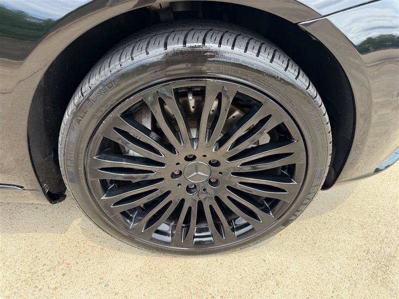 Used 2015 Mercedes-Benz S 550 4MATIC Sedan image 28