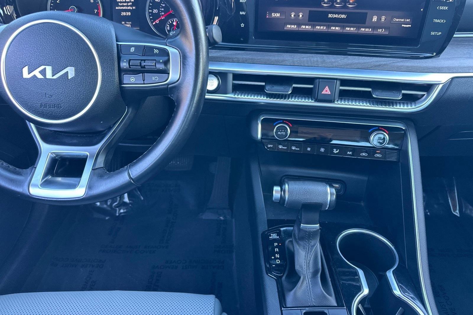 Used 2022 Kia K5 EX image 29