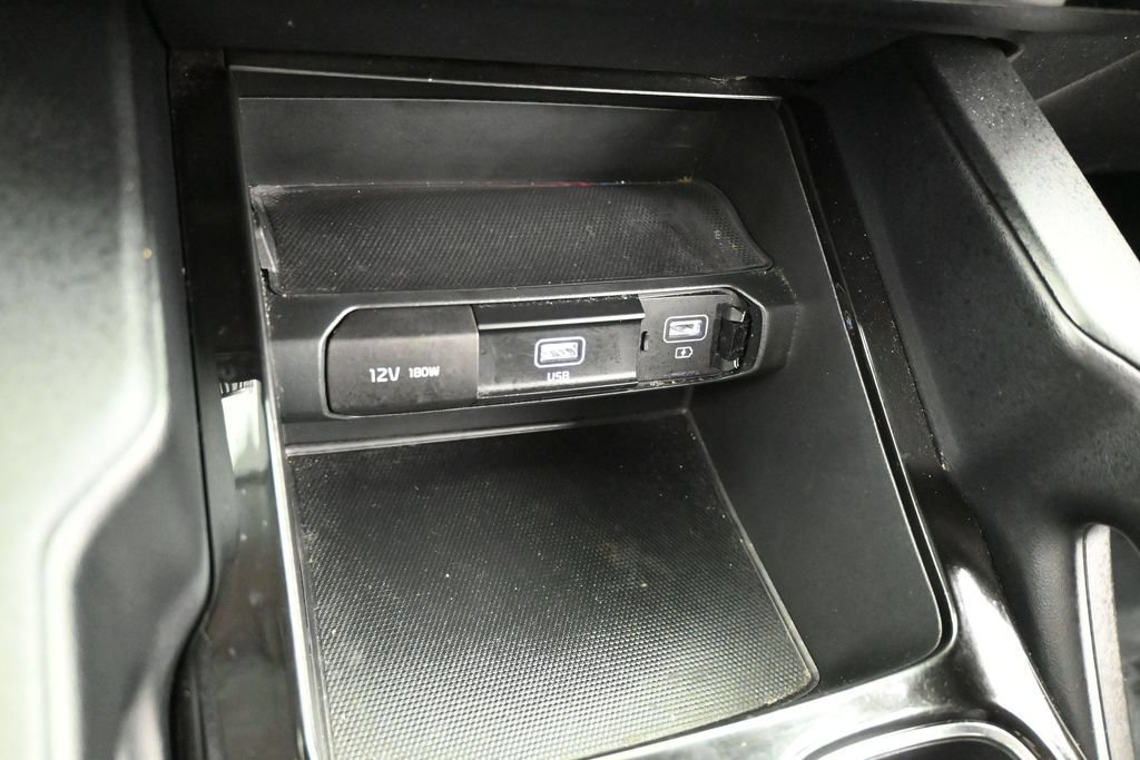 Used 2022 Kia Telluride LX AWD/4WD image 19