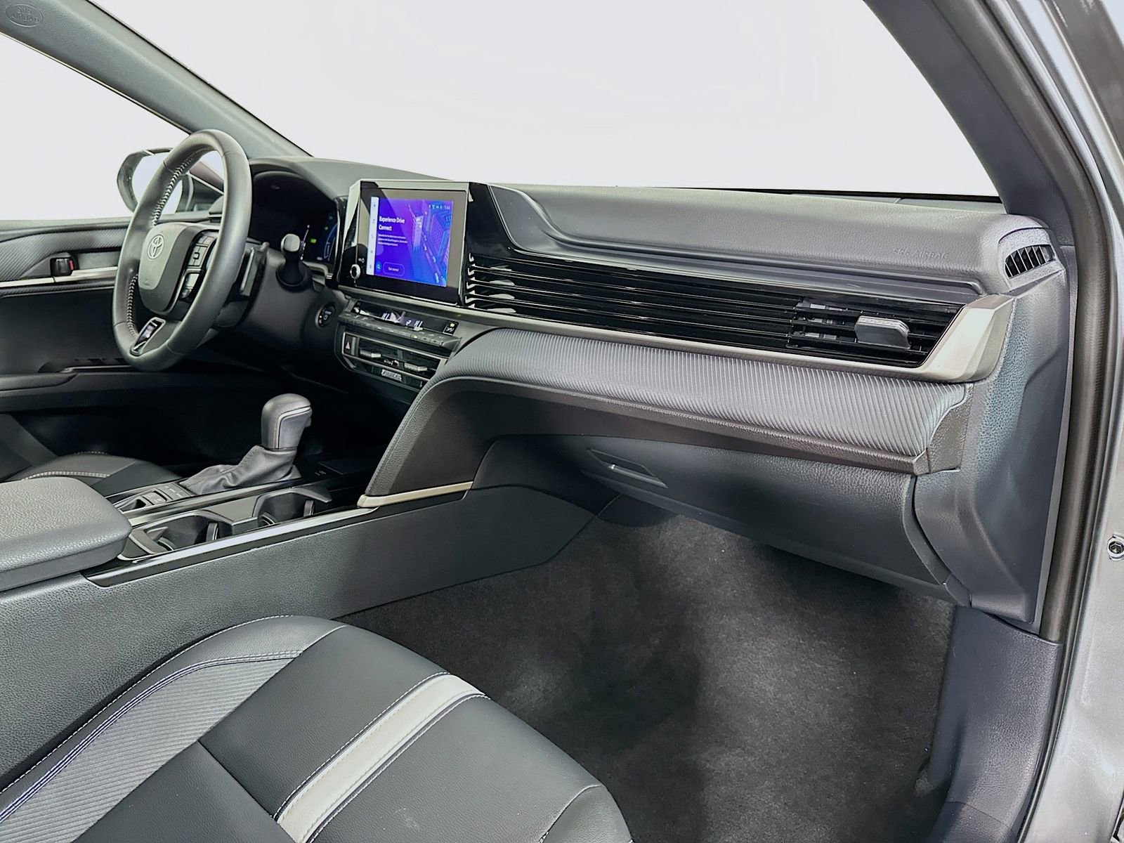 Certified 2025 Toyota Camry SE AWD/4WD image 28