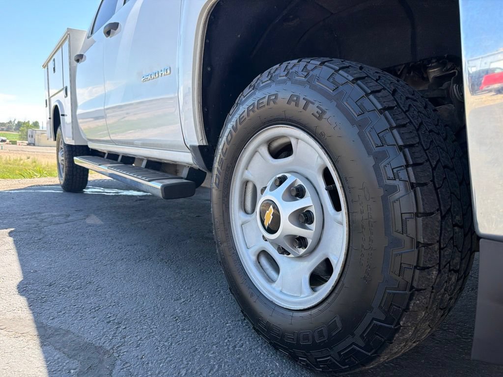 Used 2017 Chevrolet Silverado 2500 W/T RWD image 4