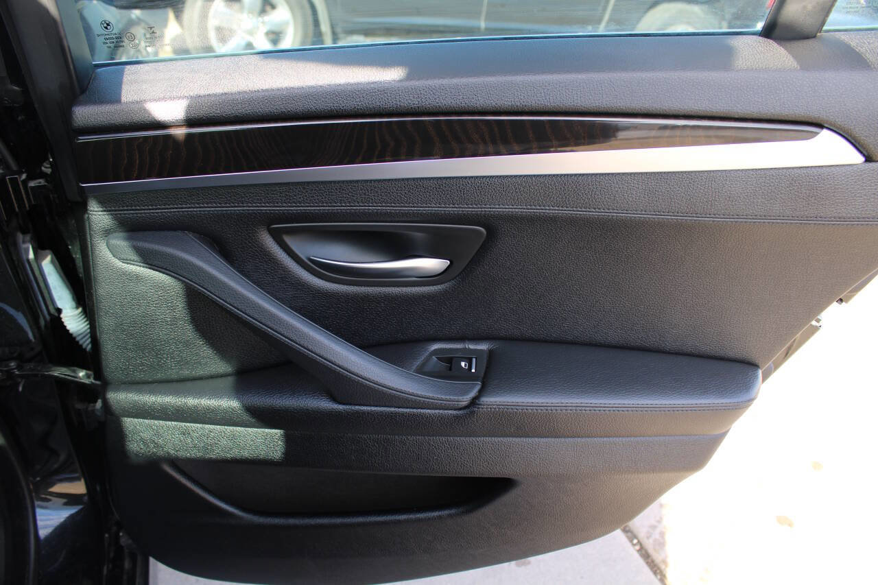 Used 2016 BMW 535d xDrive image 5