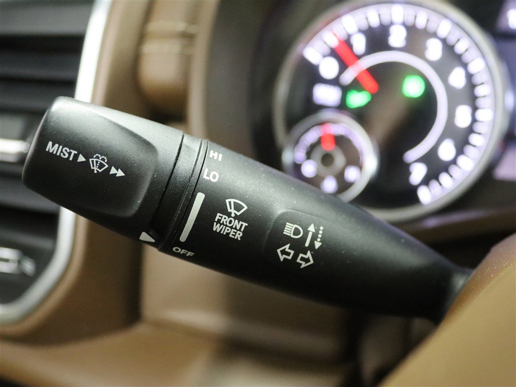 Used 2019 RAM 1500 Laramie AWD/4WD image 39