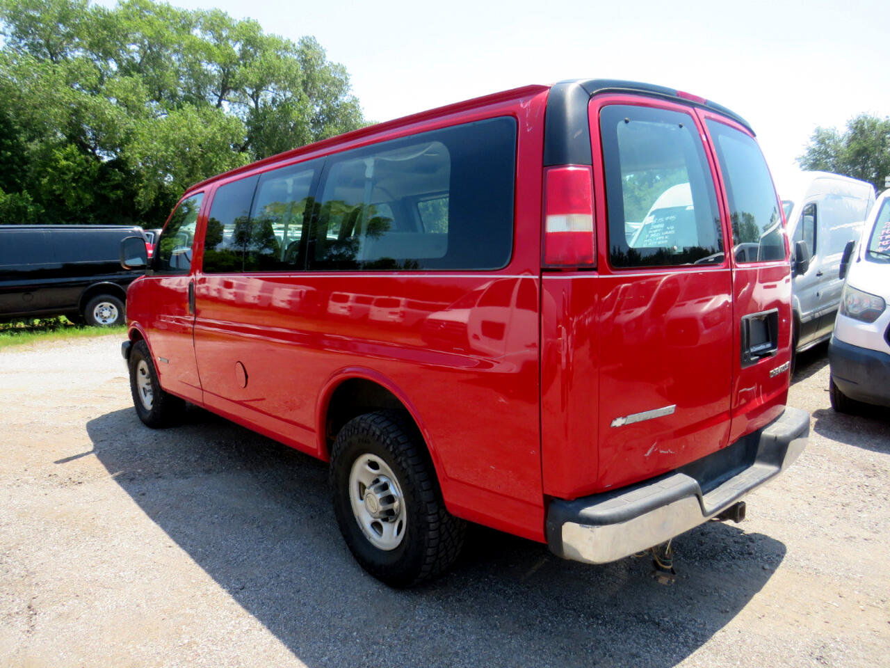 Used 2003 Chevrolet Express 2500 Passenger w/ LS Preferred Equipment Group image 18