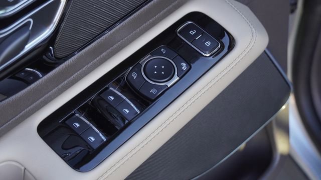 Used 2023 Lincoln Aviator Reserve w/ Equipment Group 201A image 22