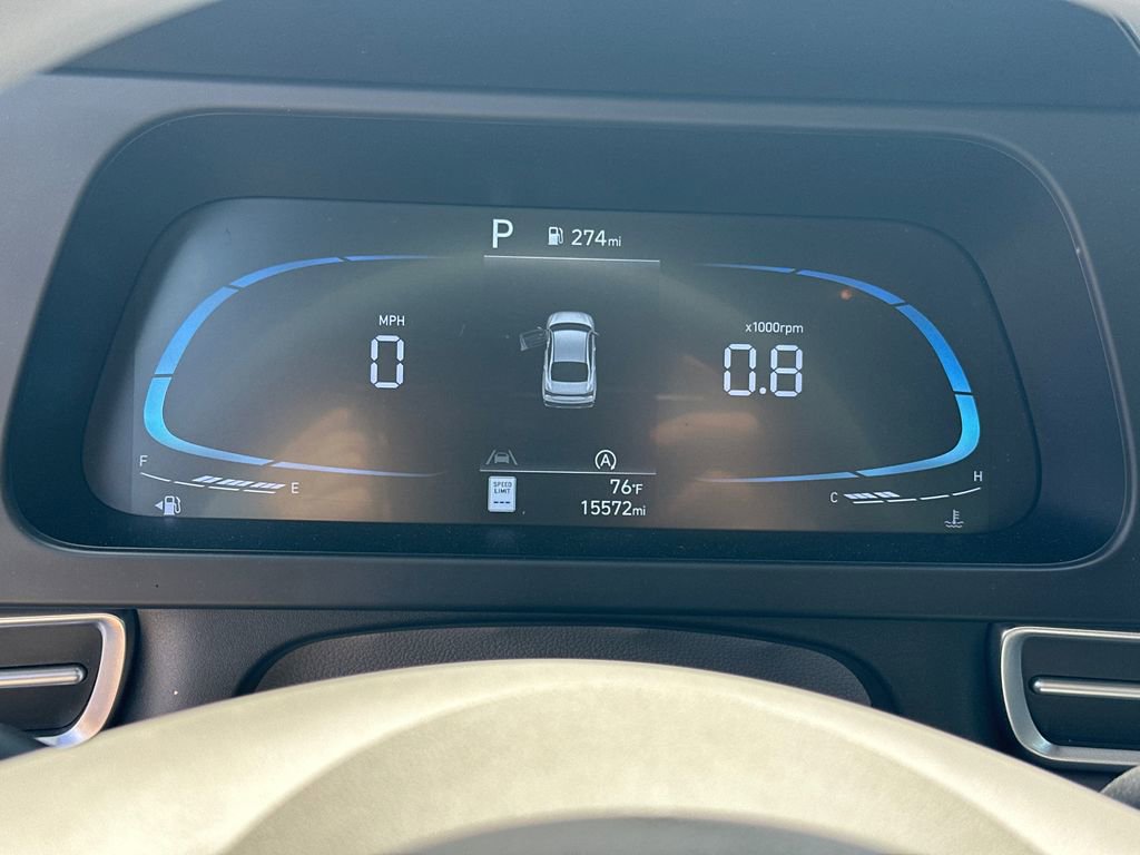 Used 2025 Hyundai Elantra SE image 26