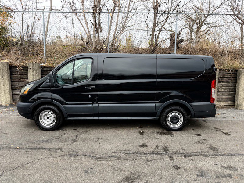 Used 2016 Ford Transit 150 130 Low Roof RWD image 6