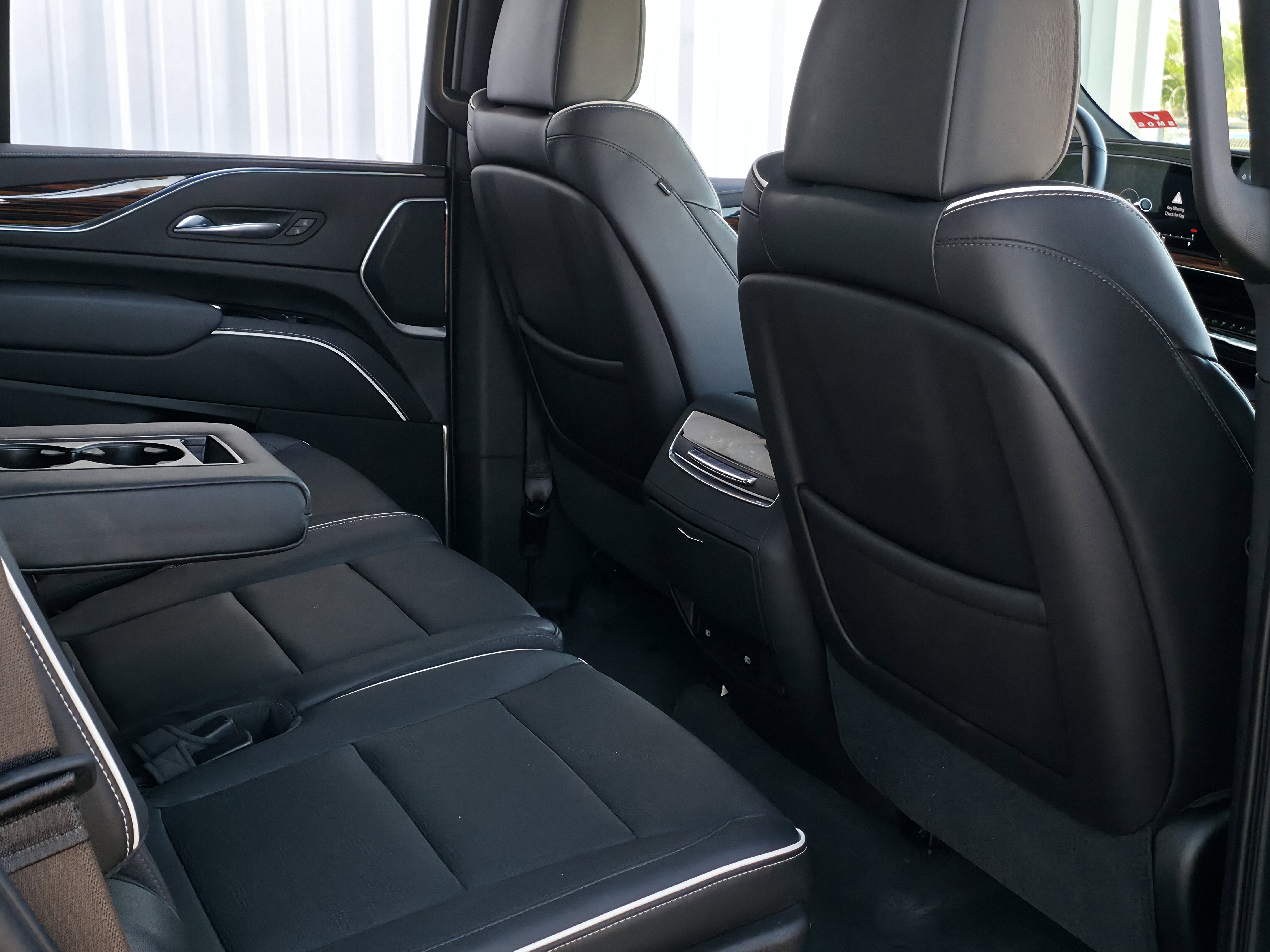 Used 2021 Cadillac Escalade Premium Luxury w/ Driver Assist Tech Package image 38