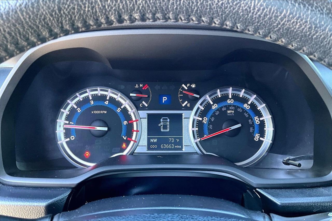 Used 2019 Toyota 4Runner TRD Off-Road image 10