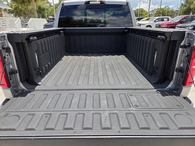 Used 2025 RAM 1500 Tungsten AWD/4WD image 9
