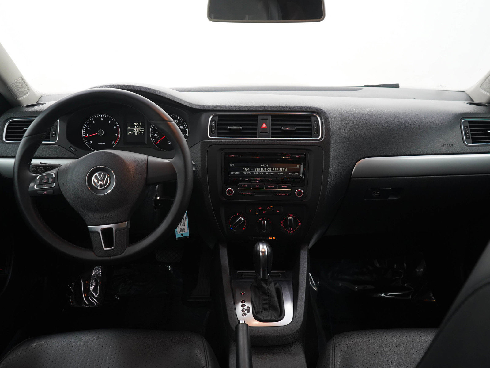 Used 2014 Volkswagen Jetta SE FWD image 14