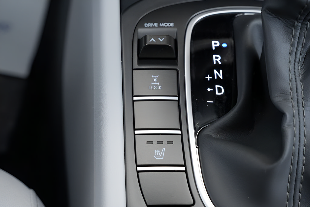 Used 2019 Buick Enclave Essence AWD/4WD image 30