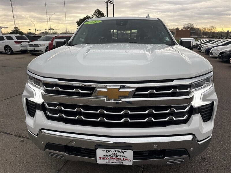 Used 2024 Chevrolet Silverado 1500 LTZ image 11