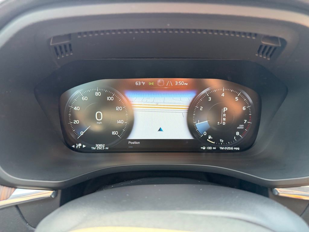 Used 2021 Volvo XC60 T5 Inscription w/ Advanced Package image 11