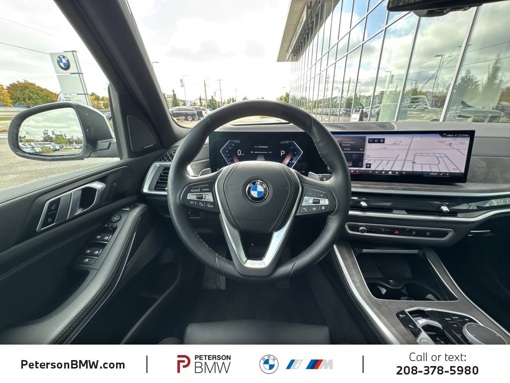 Used 2024 BMW X5 xDrive40i w/ Premium Package image 13