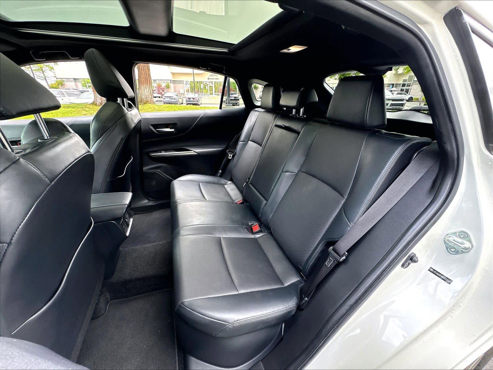 Used 2021 Toyota Venza Limited w/ Carpet Mat Package (TMS) AWD/4WD image 29