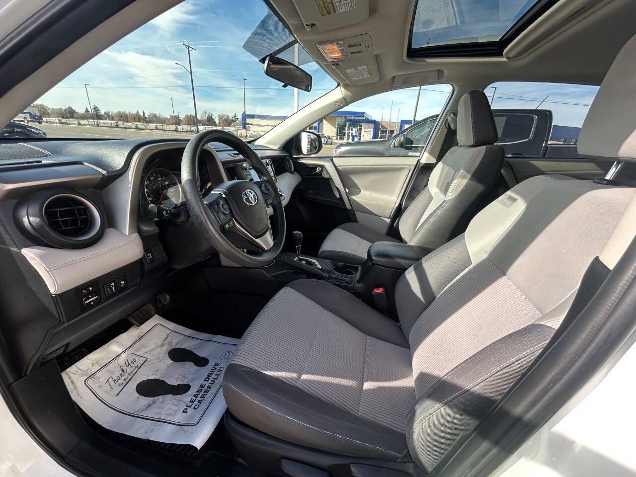 Used 2013 Toyota RAV4 XLE image 14