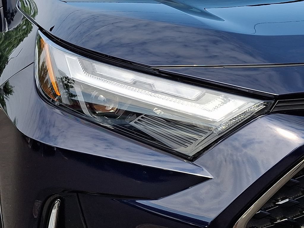 Certified 2025 Toyota RAV4 XSE AWD/4WD image 9