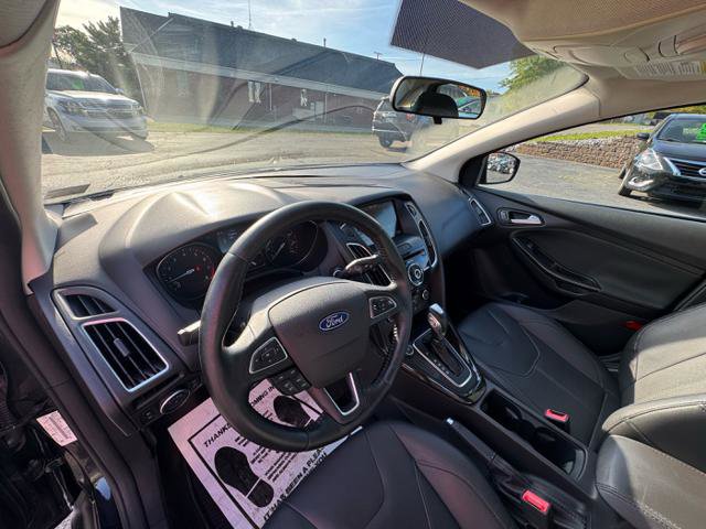 Used 2015 Ford Focus Titanium FWD image 9