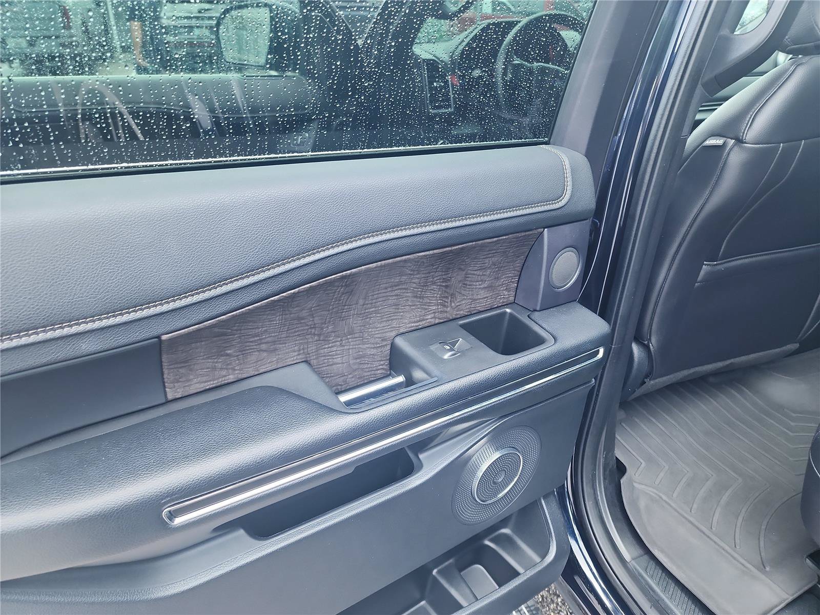 Certified 2021 Ford Expedition Limited RWD image 18