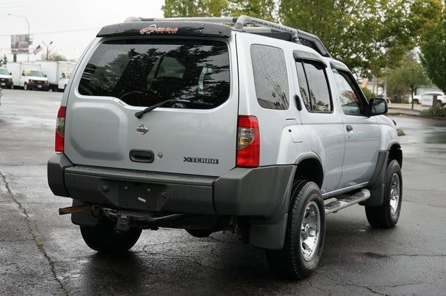 Used 2000 Nissan Xterra SE image 3