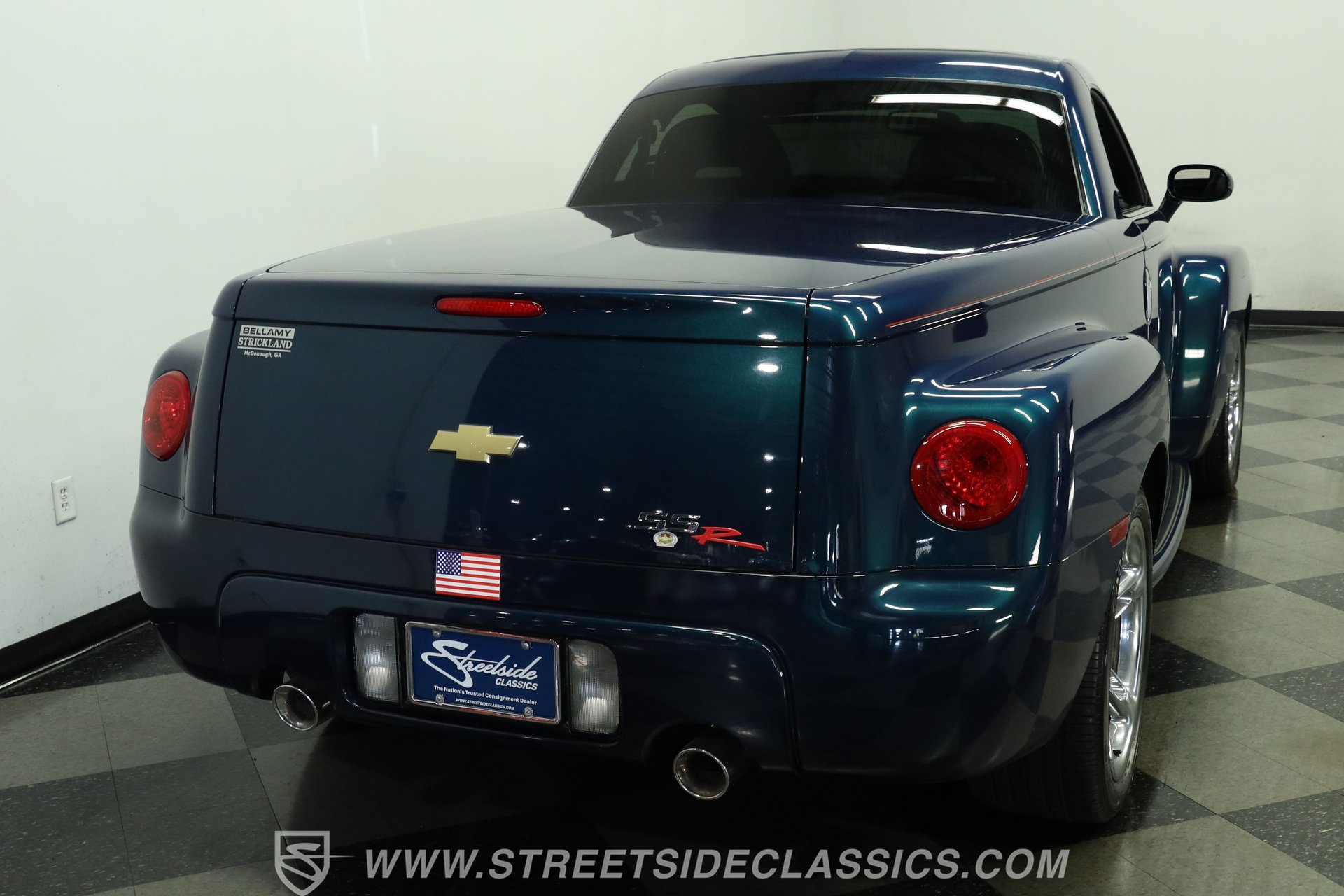 Used 2006 Chevrolet SSR w/ Preferred Equipment Group RWD image 10