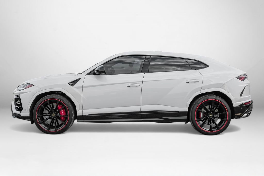 Used 2022 Lamborghini Urus AWD/4WD image 9