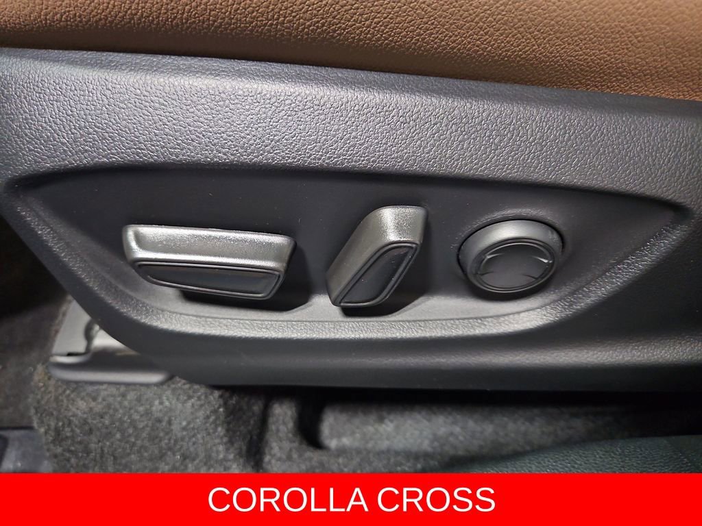 New 2026 Toyota Corolla Cross XLE image 12